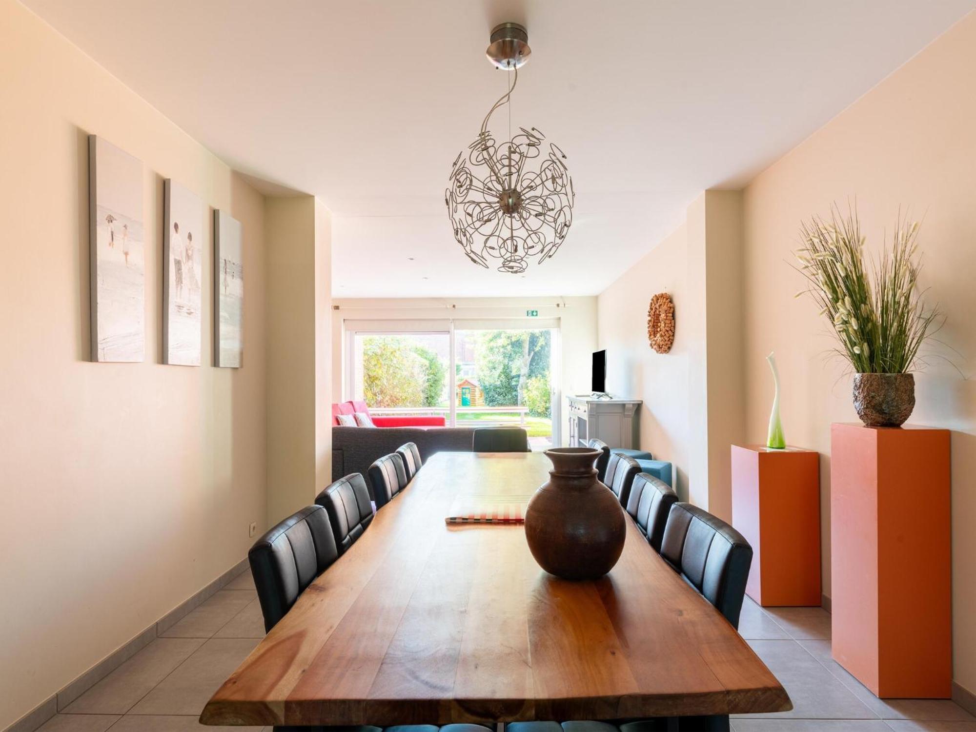 Spacious Holiday Home With Garden Nieuwpoort Bagian luar foto