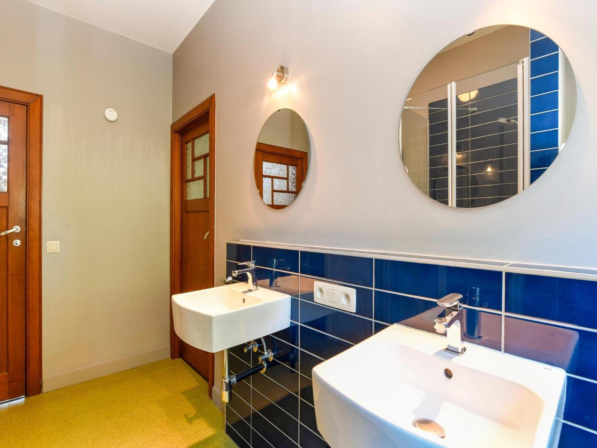 Spacious Holiday Home With Garden Nieuwpoort Bagian luar foto