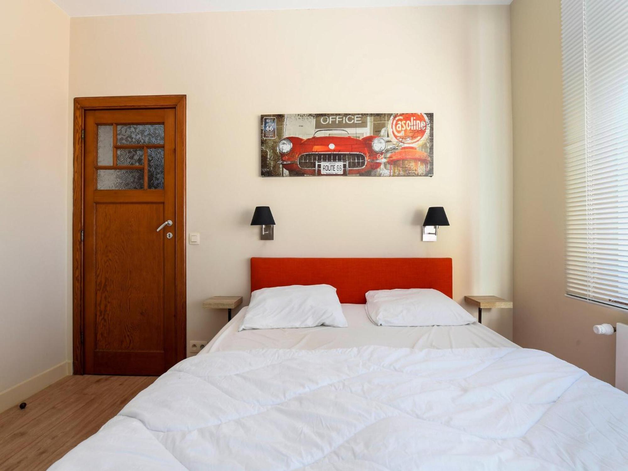 Spacious Holiday Home With Garden Nieuwpoort Bagian luar foto